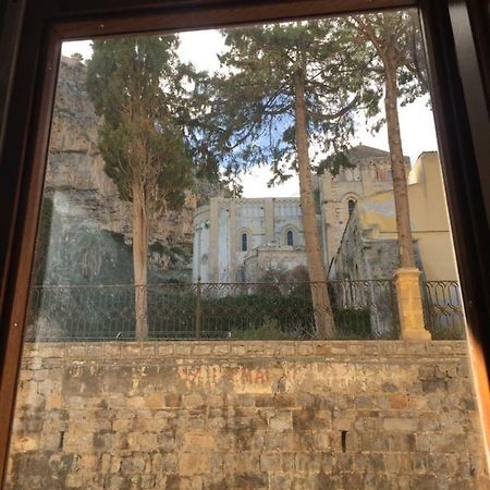 Cathedral House Cefalu Exterior photo